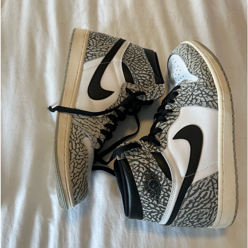 Jordan 1 high white cement 100% authentic with box